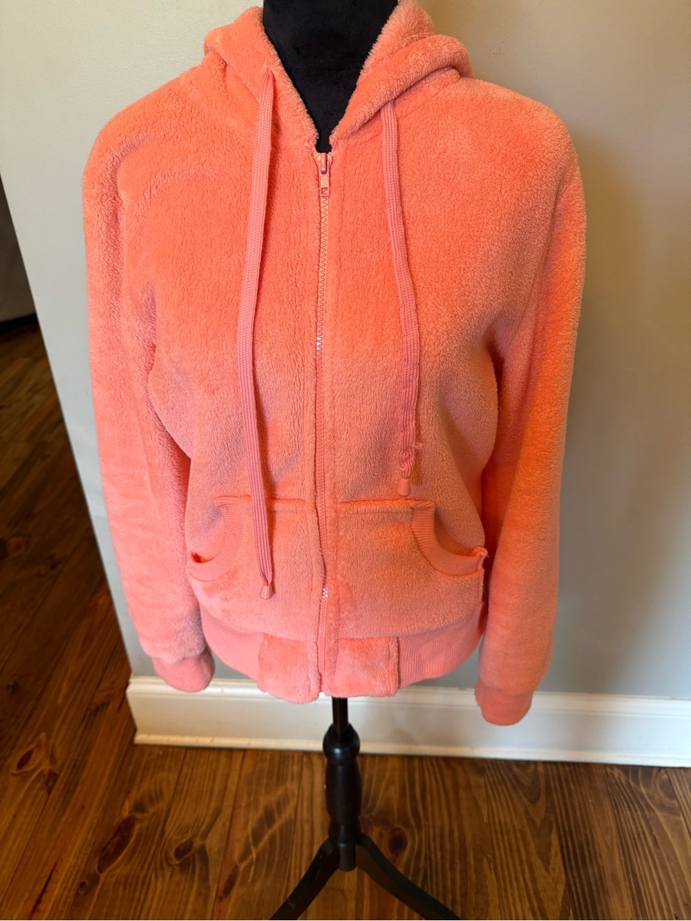 IC COLLECTION Coral Fleece-Lined Hoodie